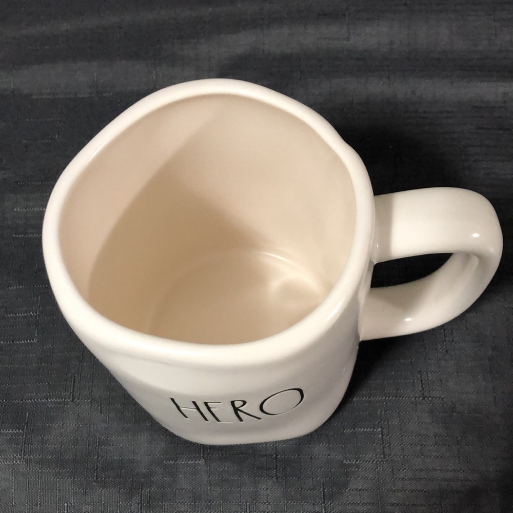 🛍️2/$20🛍️NWOT RAE DUNN LARGE MUG. FROM THE ARTISAN COLLECTION. - Picture 3 of 4
